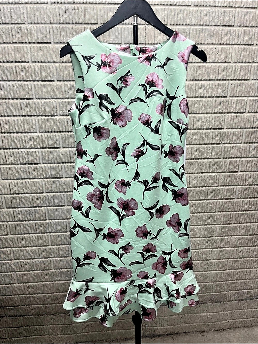 Shelby & Palmer Floral Mini Dress in Green & Pink Size 6 NWT